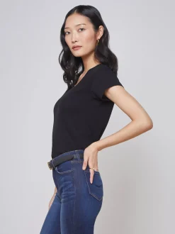 L'AGENCE All Things Black|Essentials|Becca Cotton V-Neck Tee Black
