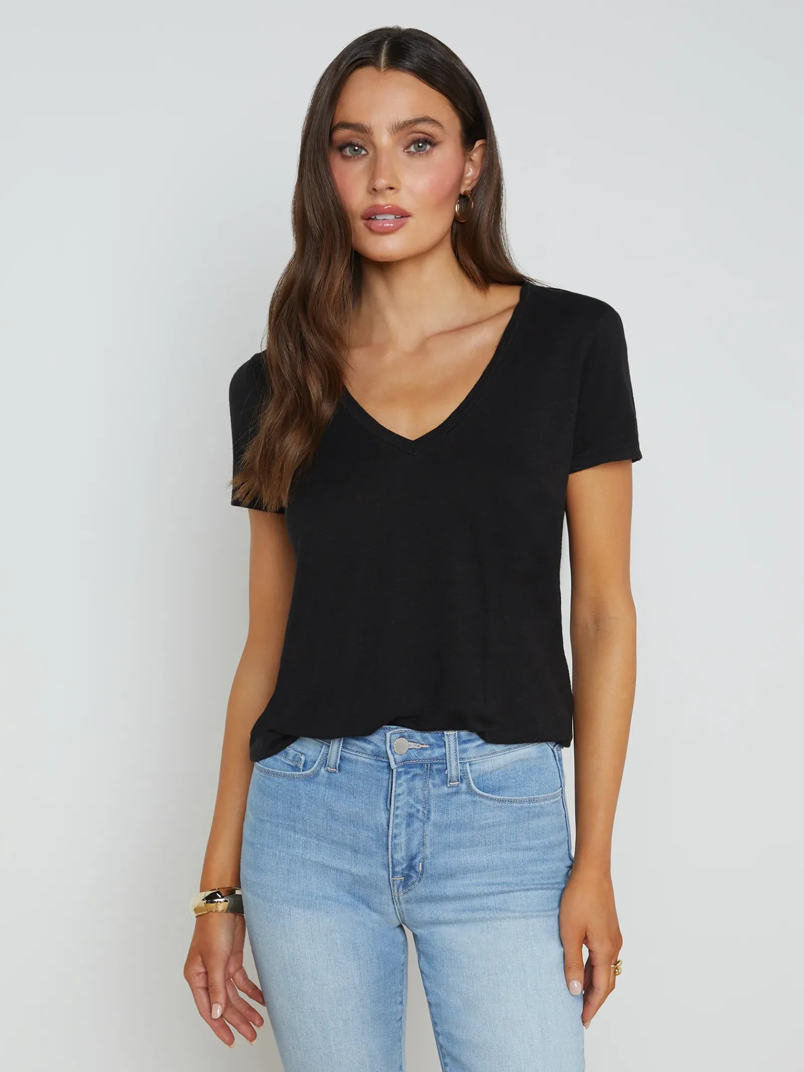 L'AGENCE All Things Black|Tees|Daijia V-Neck Tee Black