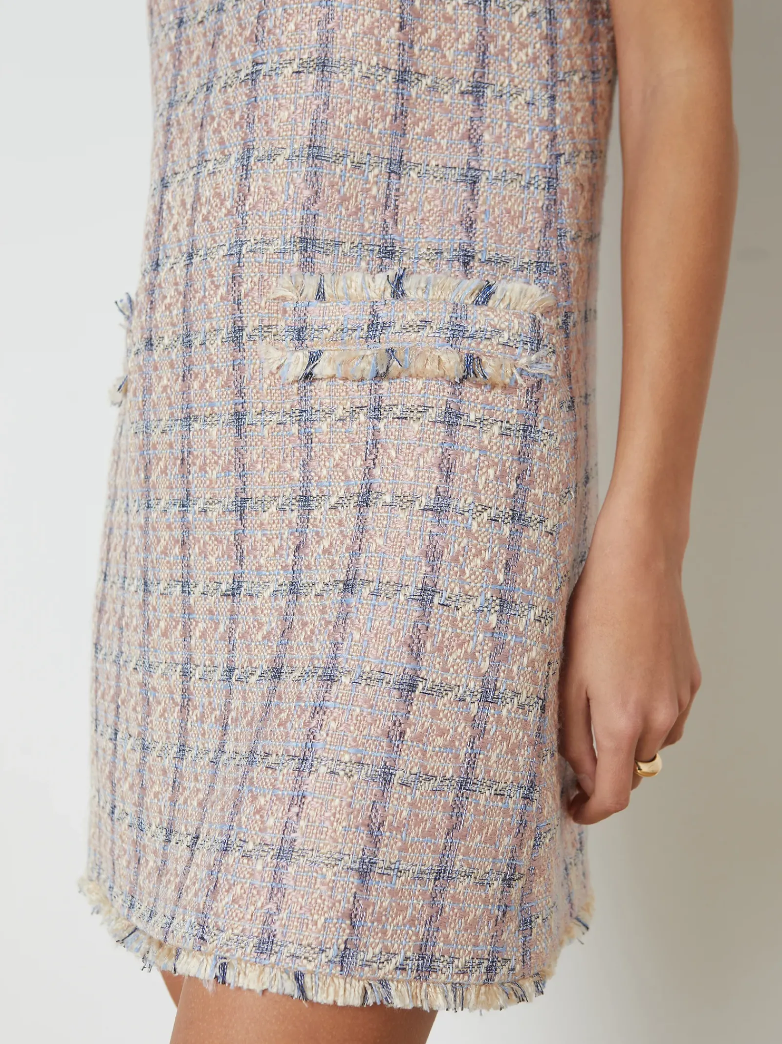 L'AGENCE Spring '24 Catalog|Spring Collection|Florian Tweed Shirtdress Tan/Dusty Pink/Blue