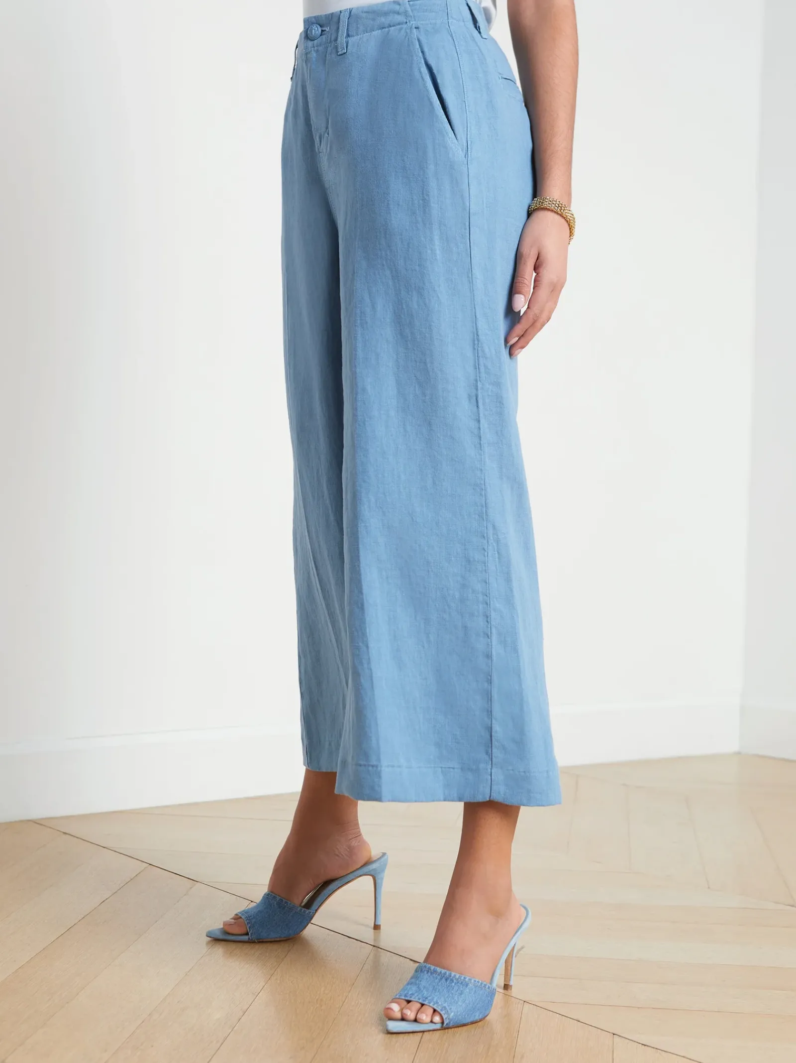 L'AGENCE Sets|Spring Collection|Henderson Linen Cropped Pant BLUE MIST