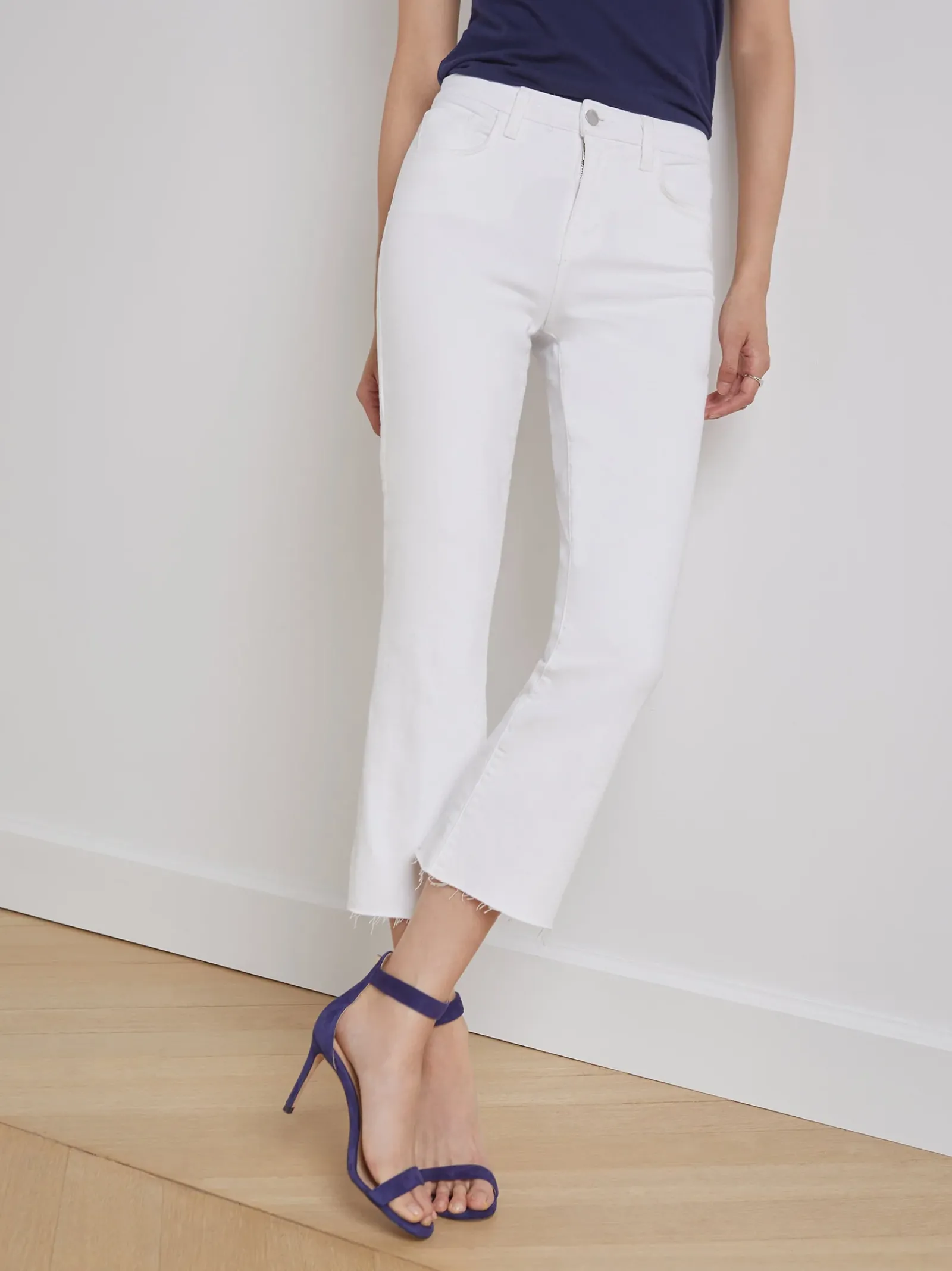 L'AGENCE Nouveau Whites|Petite|Kendra Cropped Flare Jean Blanc