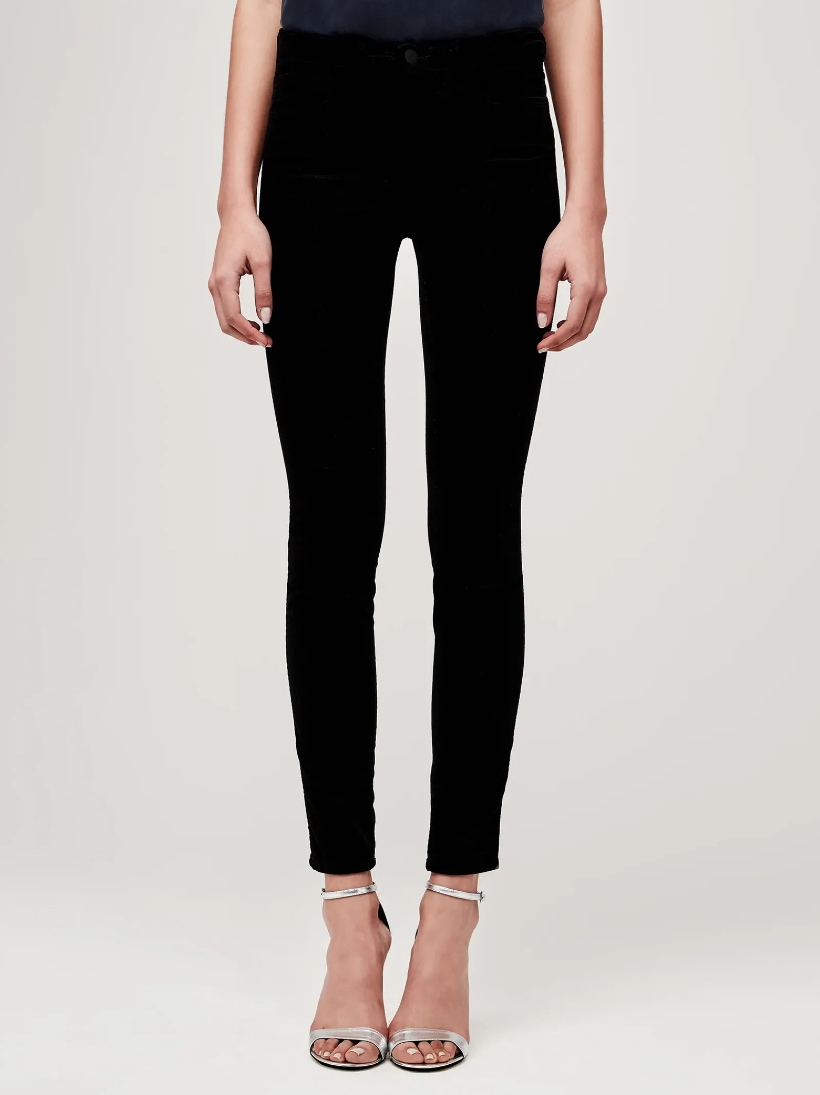 L'AGENCE All Things Black|Marguerite Velvet Jean Noir