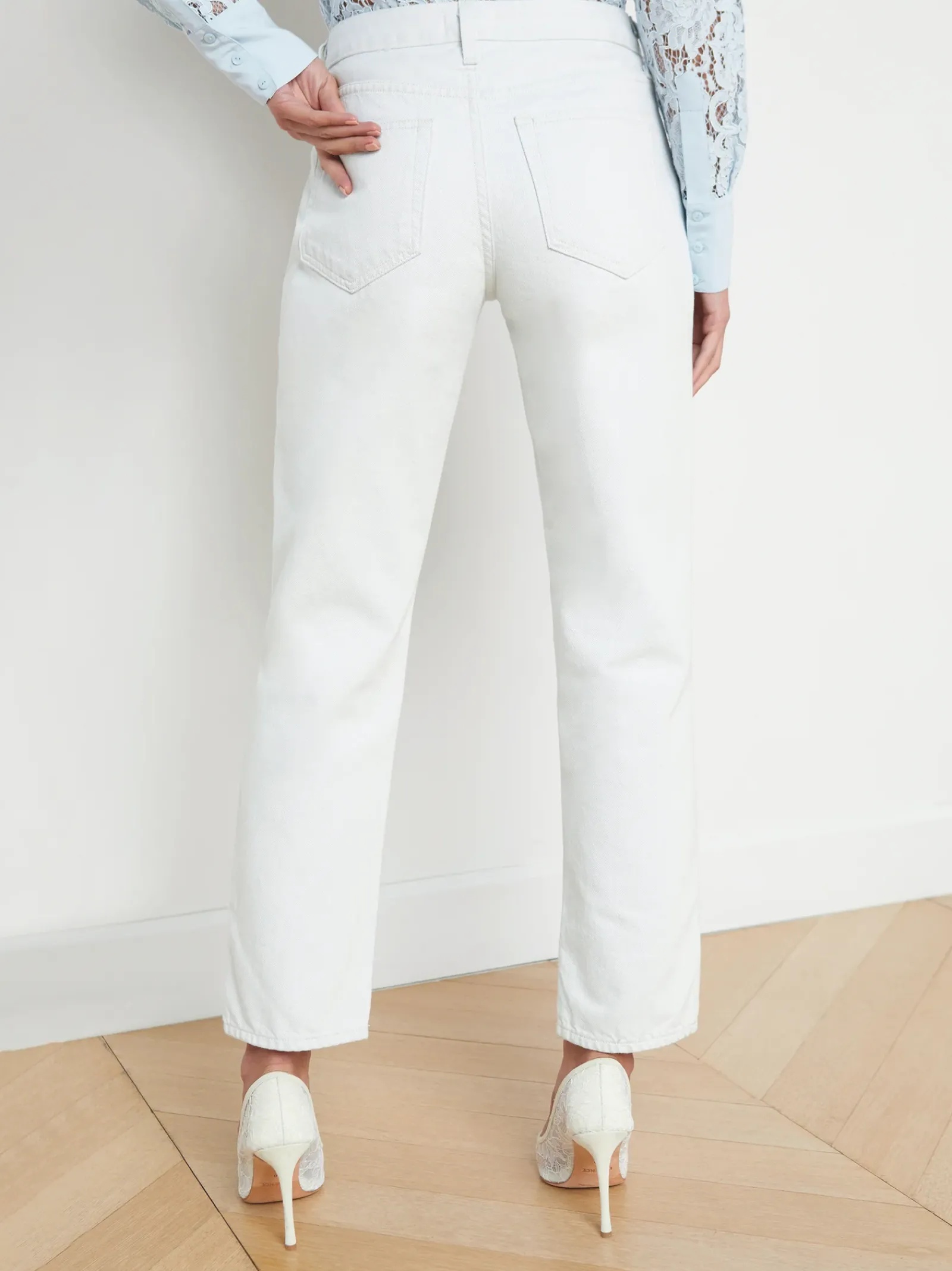 L'AGENCE Spring '24 Catalog|Straight|Mateo Slouchy Straight-Leg Jean Blue Frost