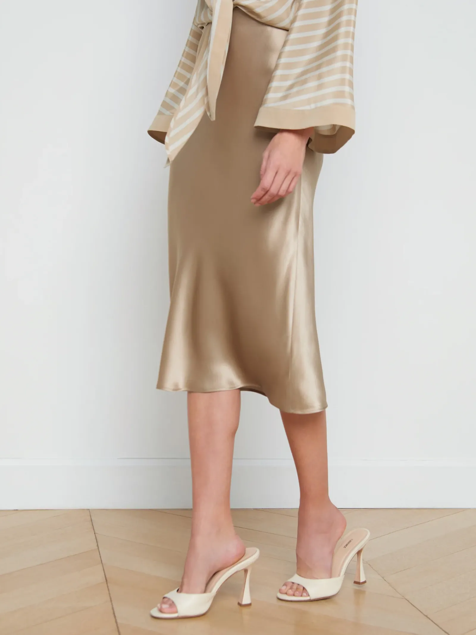 L'AGENCE Online Exclusives|Spring Collection|Perin Silk Midi Skirt Almond